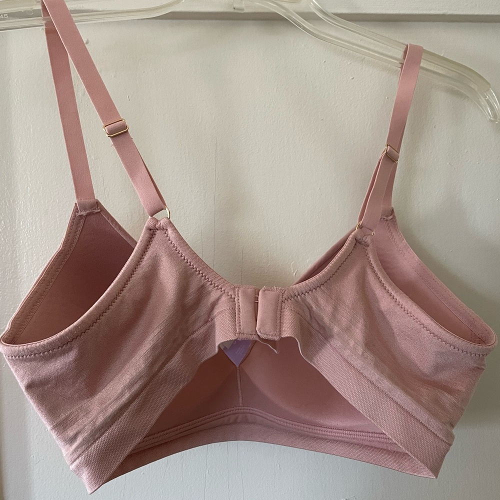 Seamless Bra - Picture 2 of 6